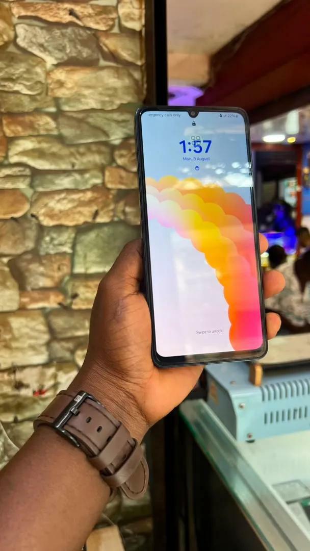 Samsung galaxy a06 64gb used